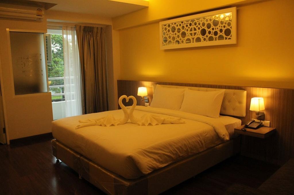 Chariot Pattaya Hotel Номер фото